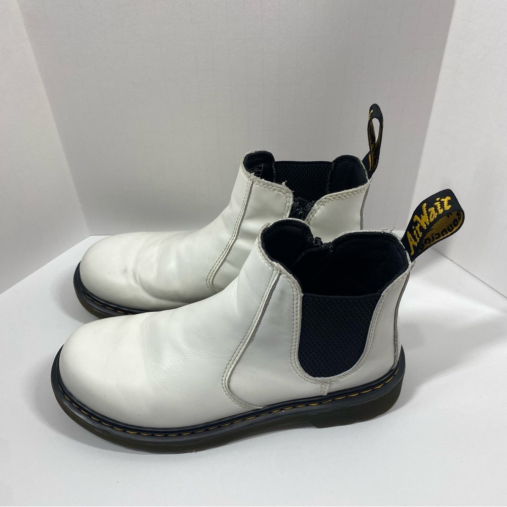 Dr Martens 2976J Kids Size 3 Quad Smooth Leather White Chelsea Boots